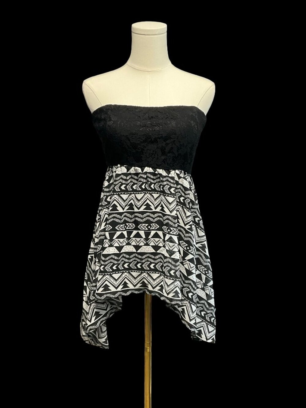Black/White Strapless Lace Top w/ Tribal Print Chiffon Handkerchief Peplum